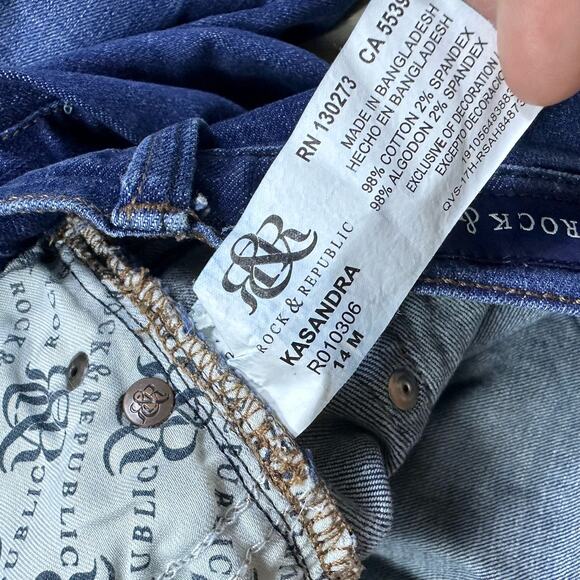 Rock & Republic Kasandra Boot Cut Studded Mid Rise Distressed Denim Jeans 14 - Picture 10 of 16